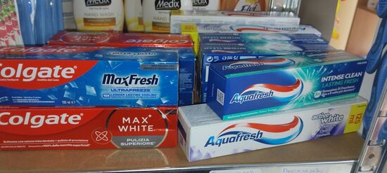 Паста за зъби Aquafresh active white